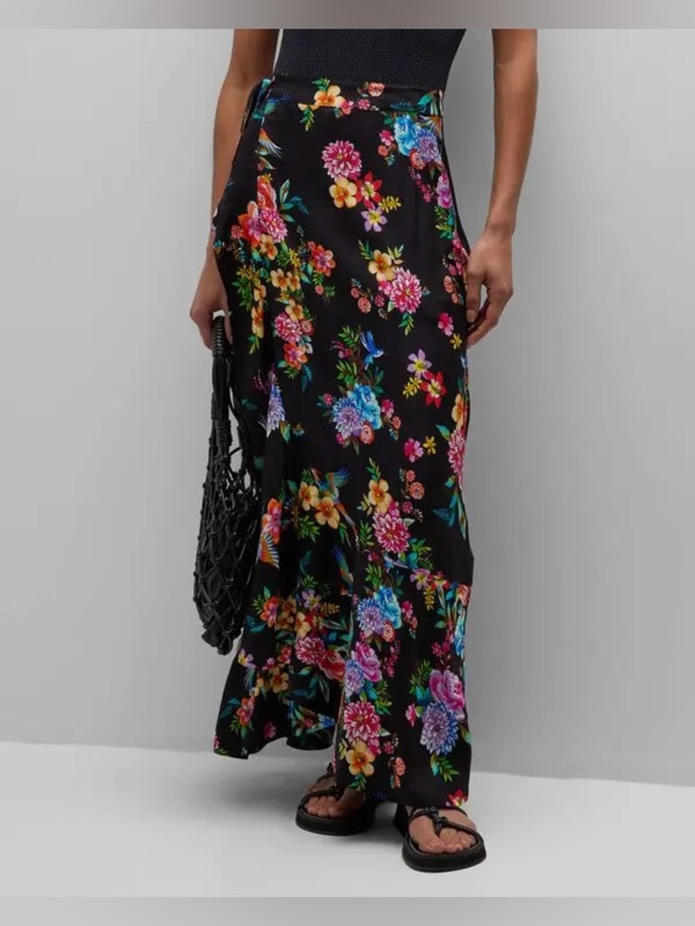 JOHNNY WAS SOGNATORE NERO SIDE TIE PAREO COVERUP SKIRT 
SIZE SMALL